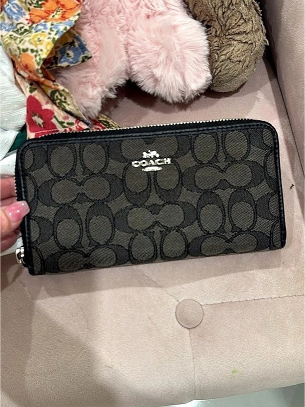 Coach Accordion Zip Wallet in Signature Canvas Black & Brown
